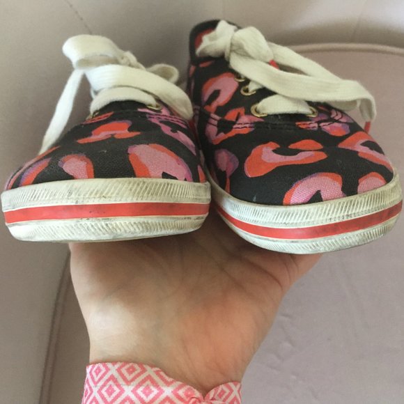 kate spade keds black pink kiss lips sneakers 6 - Picture 14 of 14